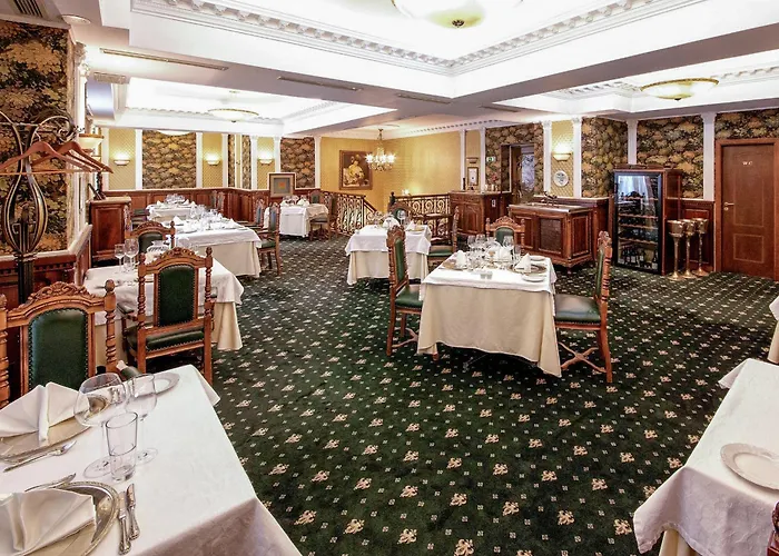 Grand Hotel London